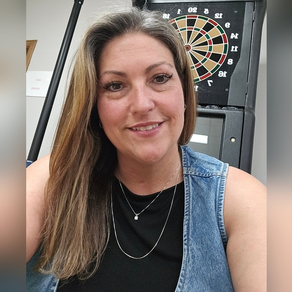 Meet your Posher, Carla - Picture 3 of 3